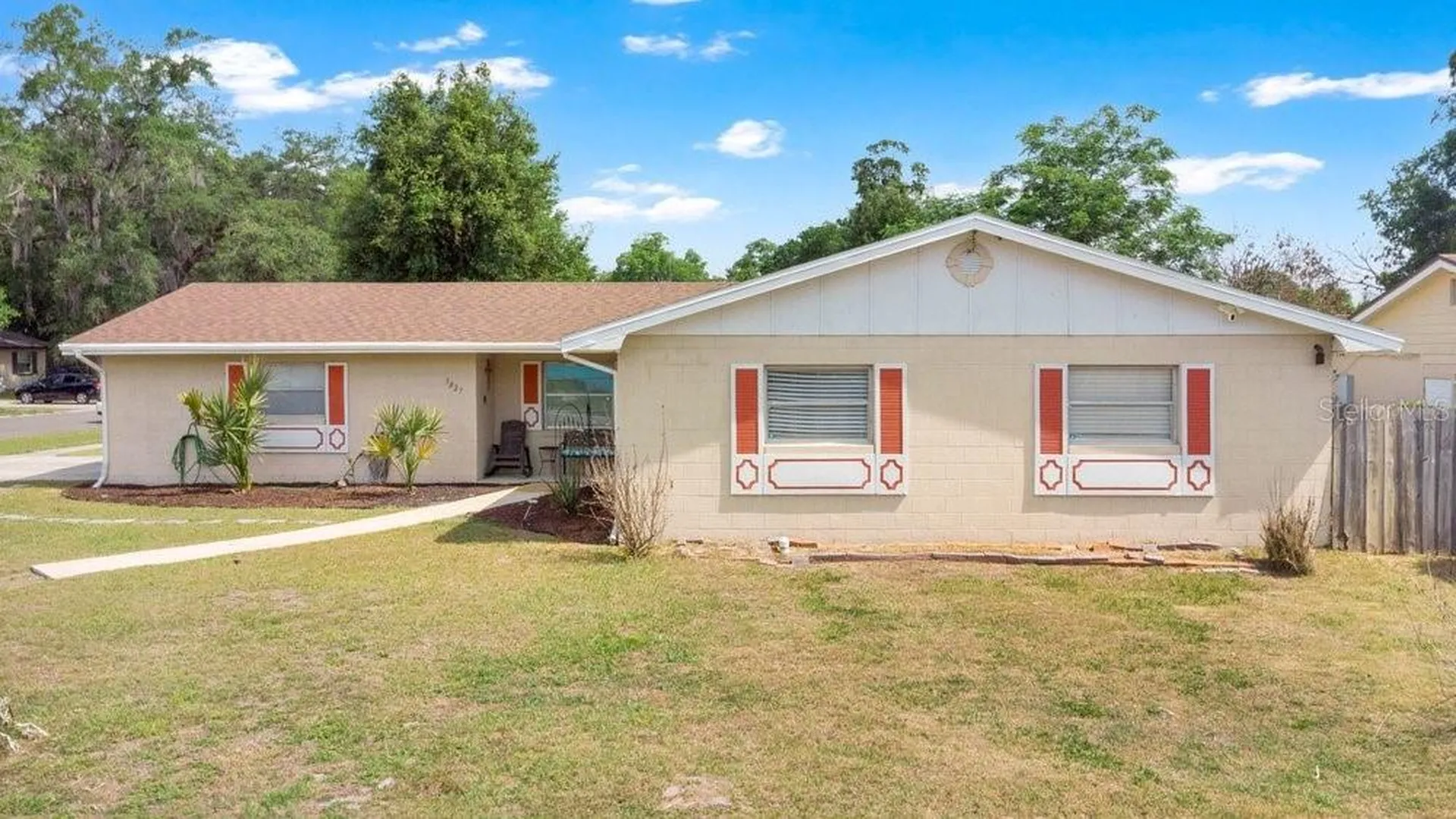 5827 Flori Lane Orlando FL 32808
