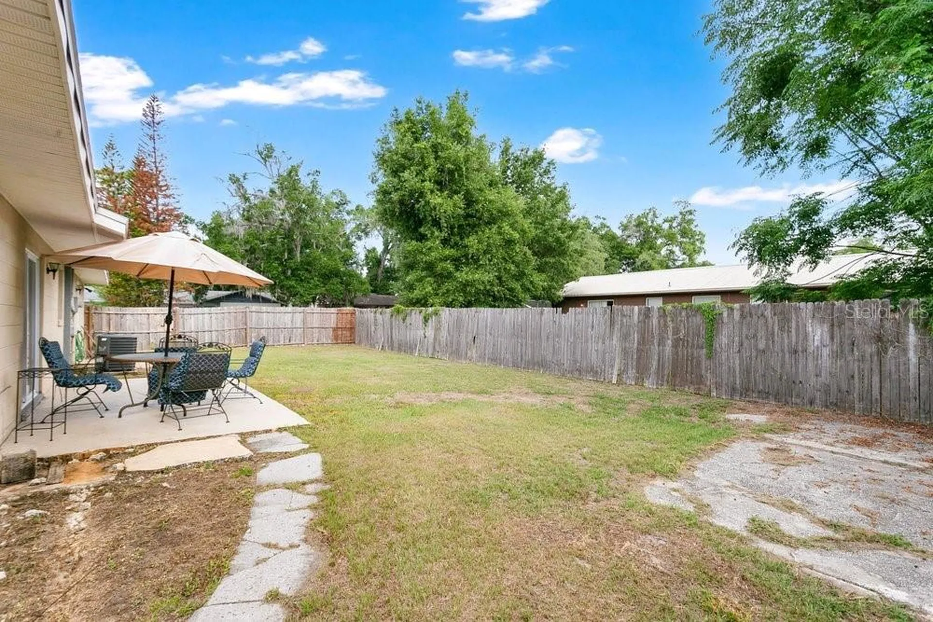 5827 Flori Lane Orlando FL 32808