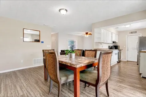5827 Flori Lane Orlando FL 32808