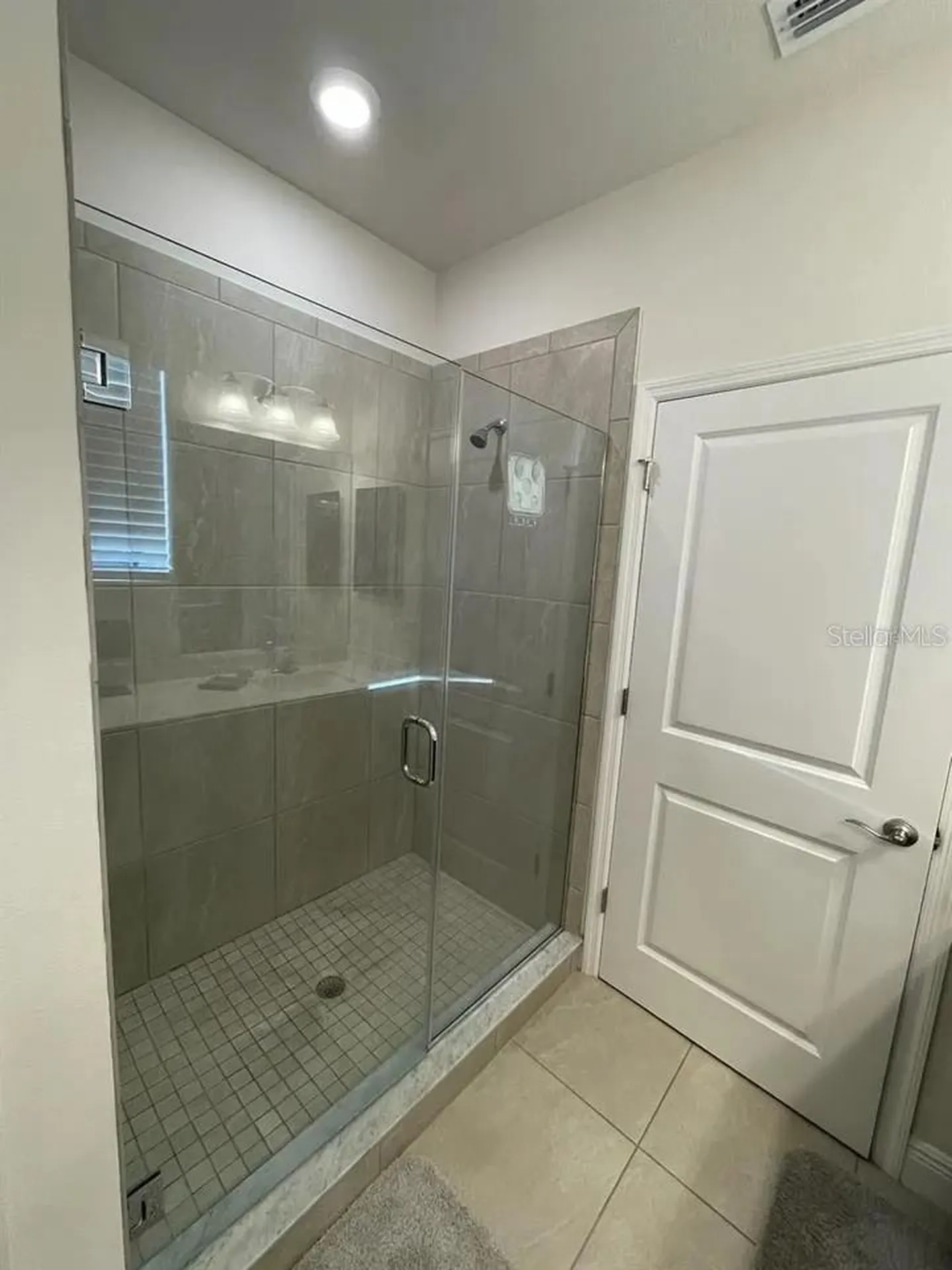 1438 N River Circle Tarpon Springs FL 34689