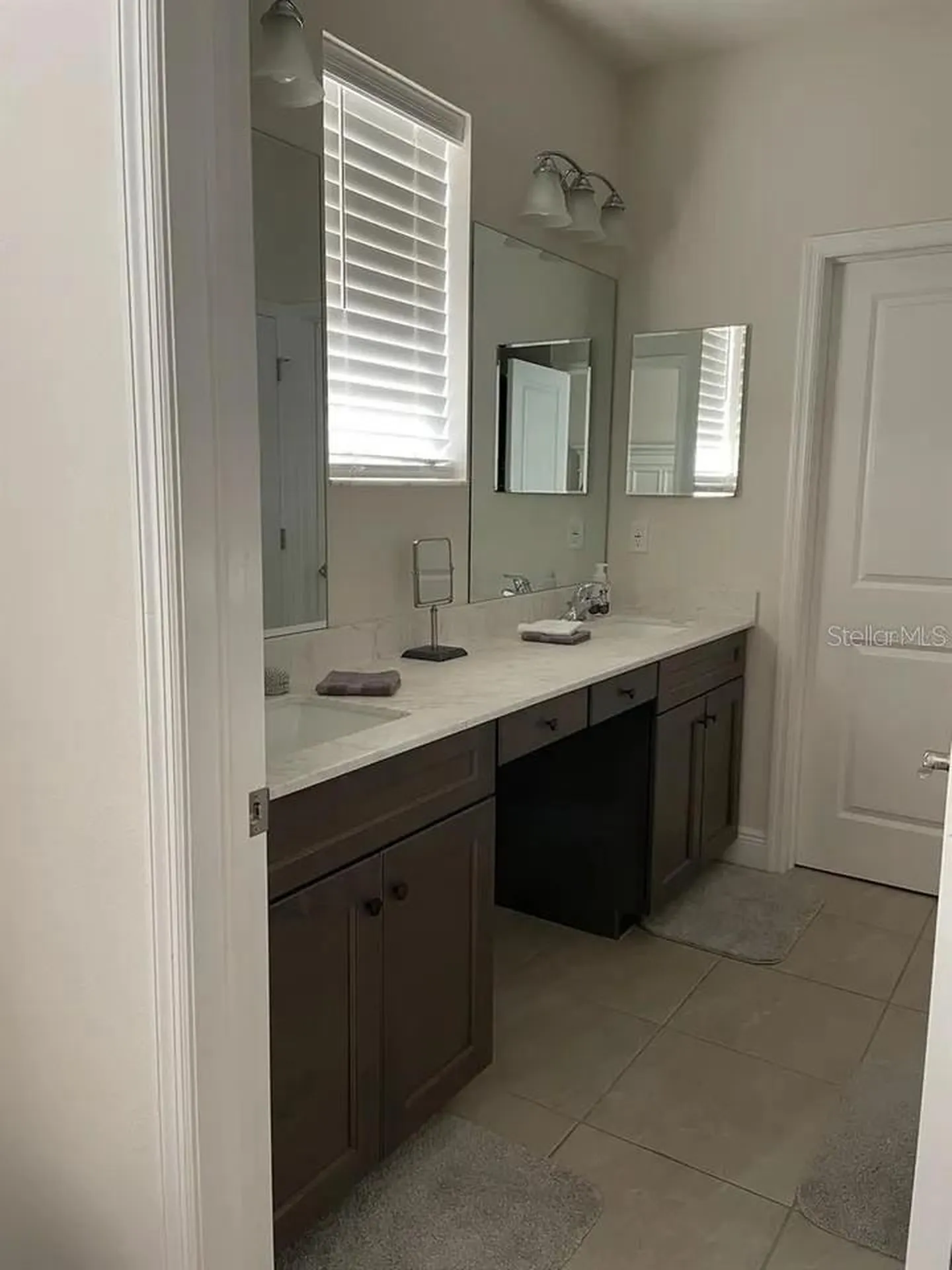 1438 N River Circle Tarpon Springs FL 34689