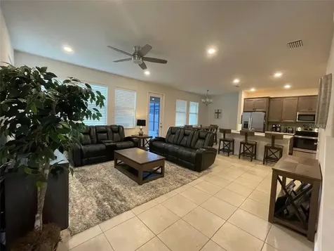 1438 N River Circle Tarpon Springs FL 34689