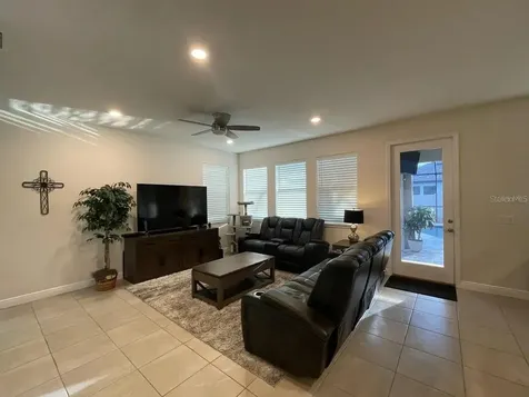 1438 N River Circle Tarpon Springs FL 34689