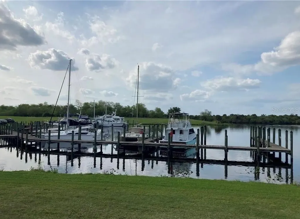 208 Elmwood Street Labelle FL 33935