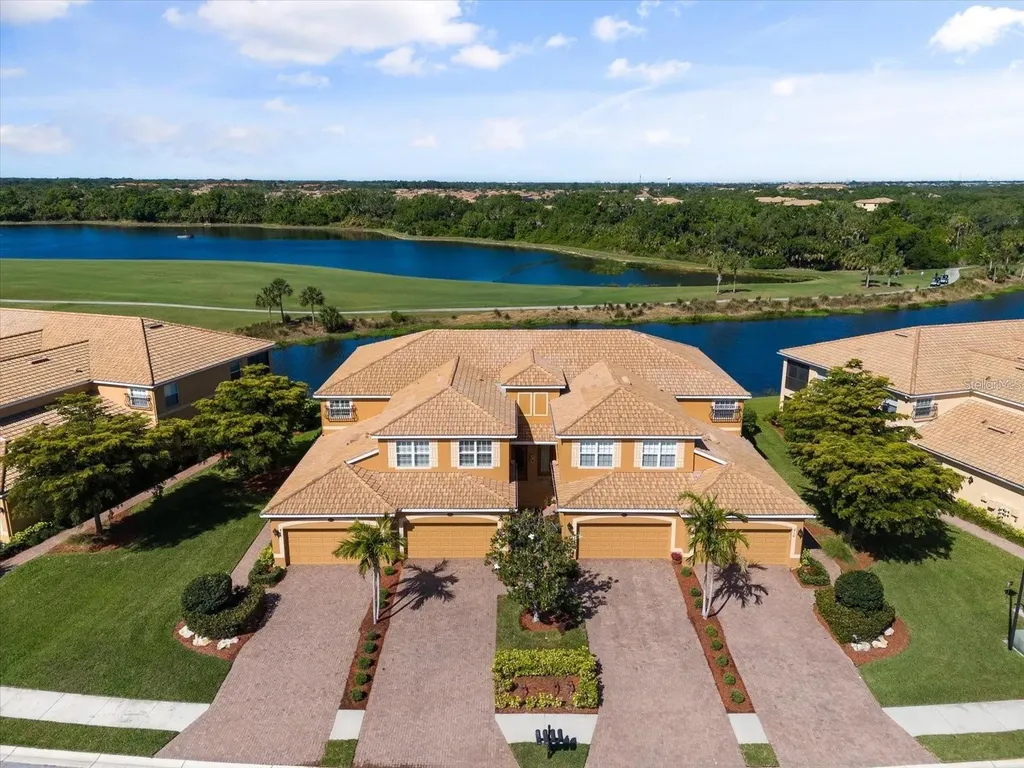 416 Winding Brook Lane Bradenton FL 34212