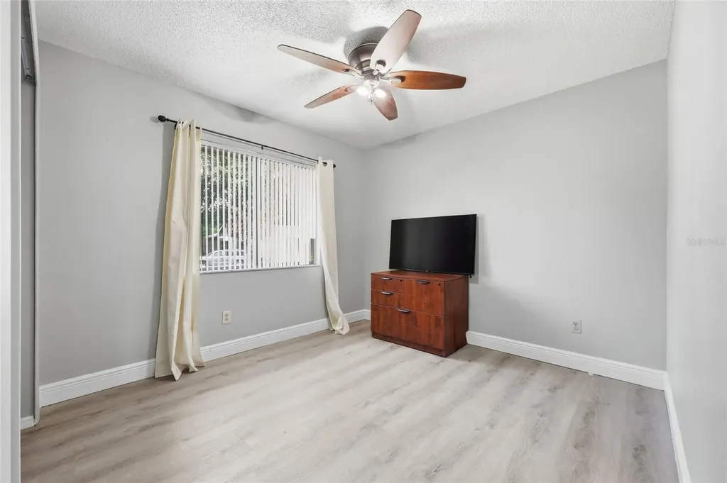 7641 Compass Drive Orlando FL 32810