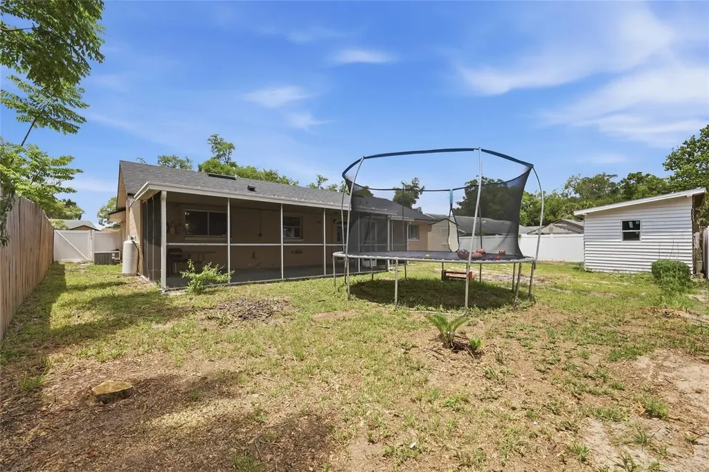 7641 Compass Drive Orlando FL 32810