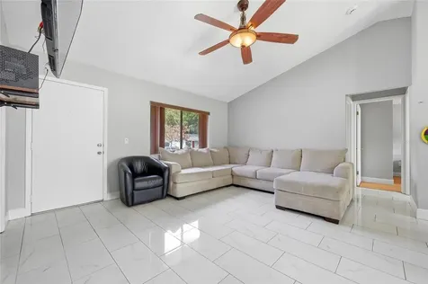 7641 Compass Drive Orlando FL 32810