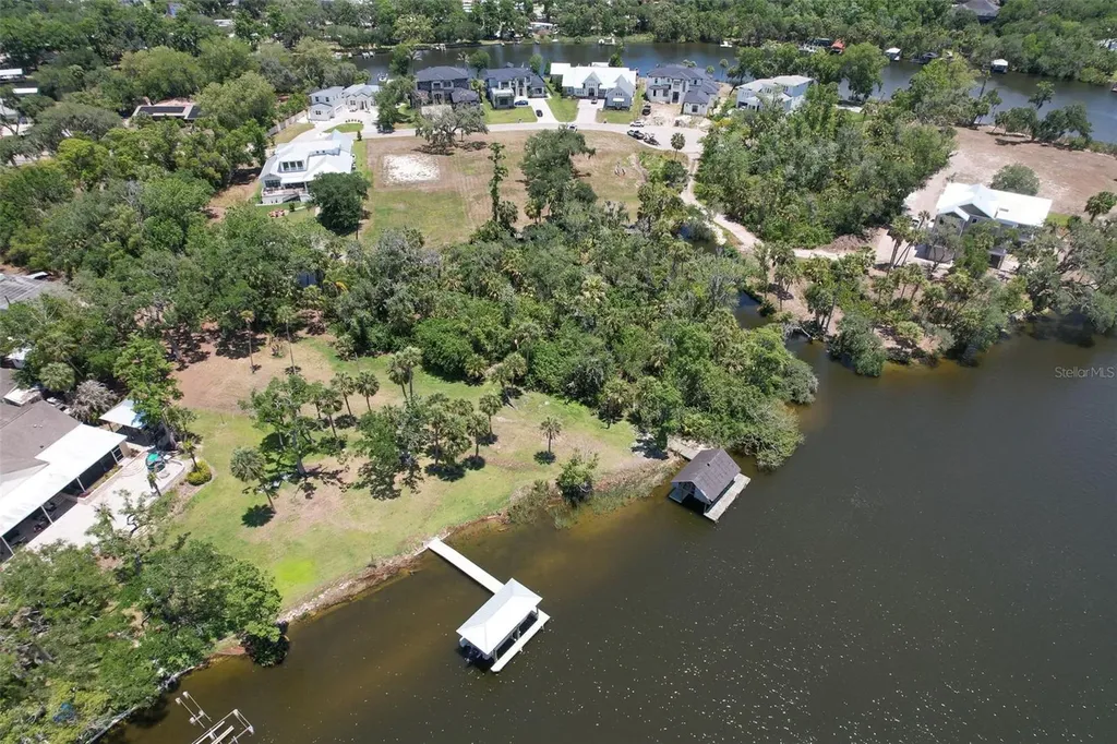 8325 Alafia Pointe Drive Riverview FL 33578