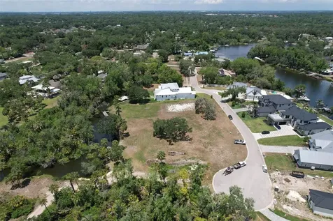 8325 Alafia Pointe Drive Riverview FL 33578