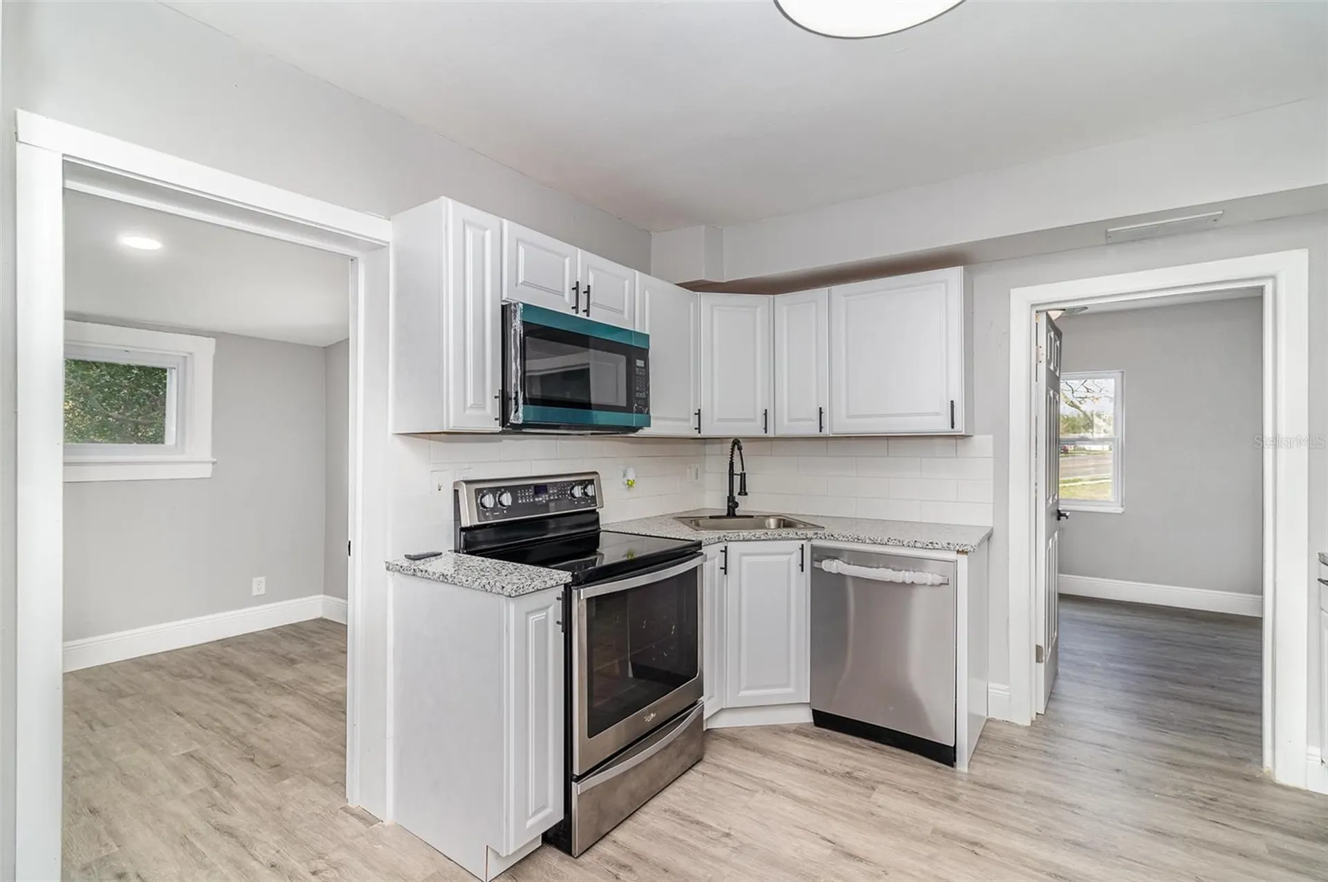 4242 Raleigh Street Orlando FL 32811