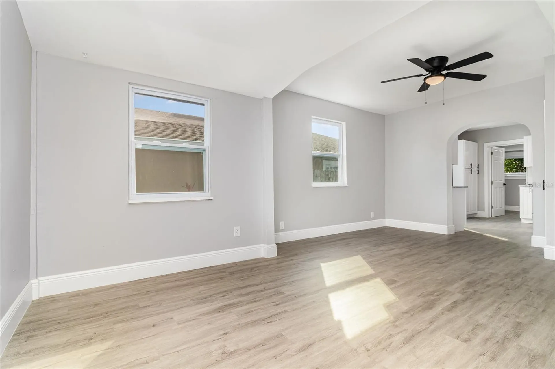 4242 Raleigh Street Orlando FL 32811