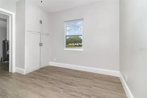 4242 Raleigh Street Orlando FL 32811