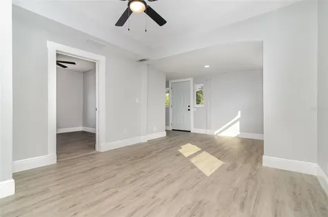 4242 Raleigh Street Orlando FL 32811