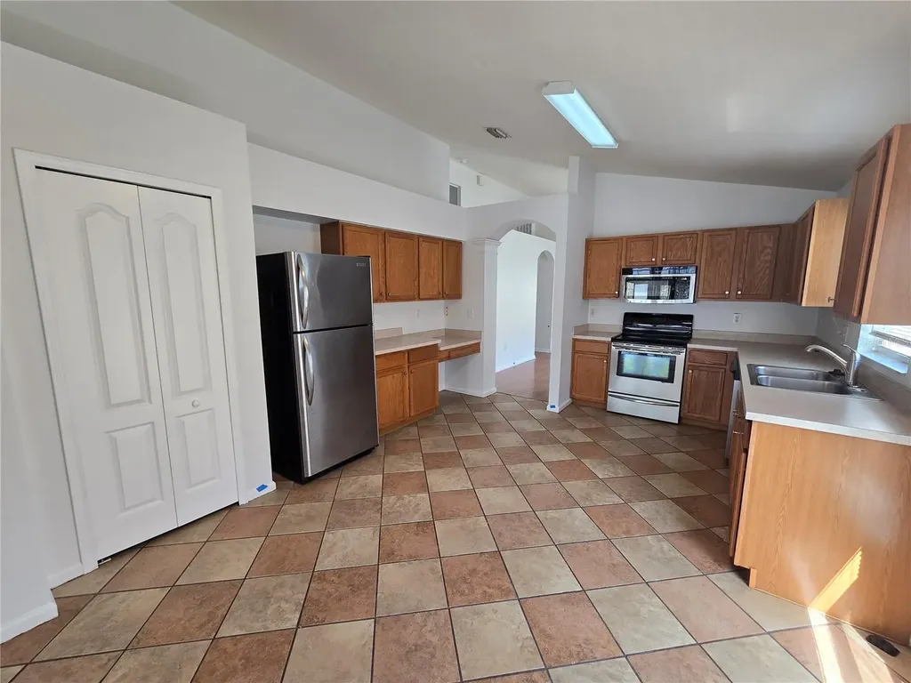 1003 Summer Breeze Drive Brandon FL 33511