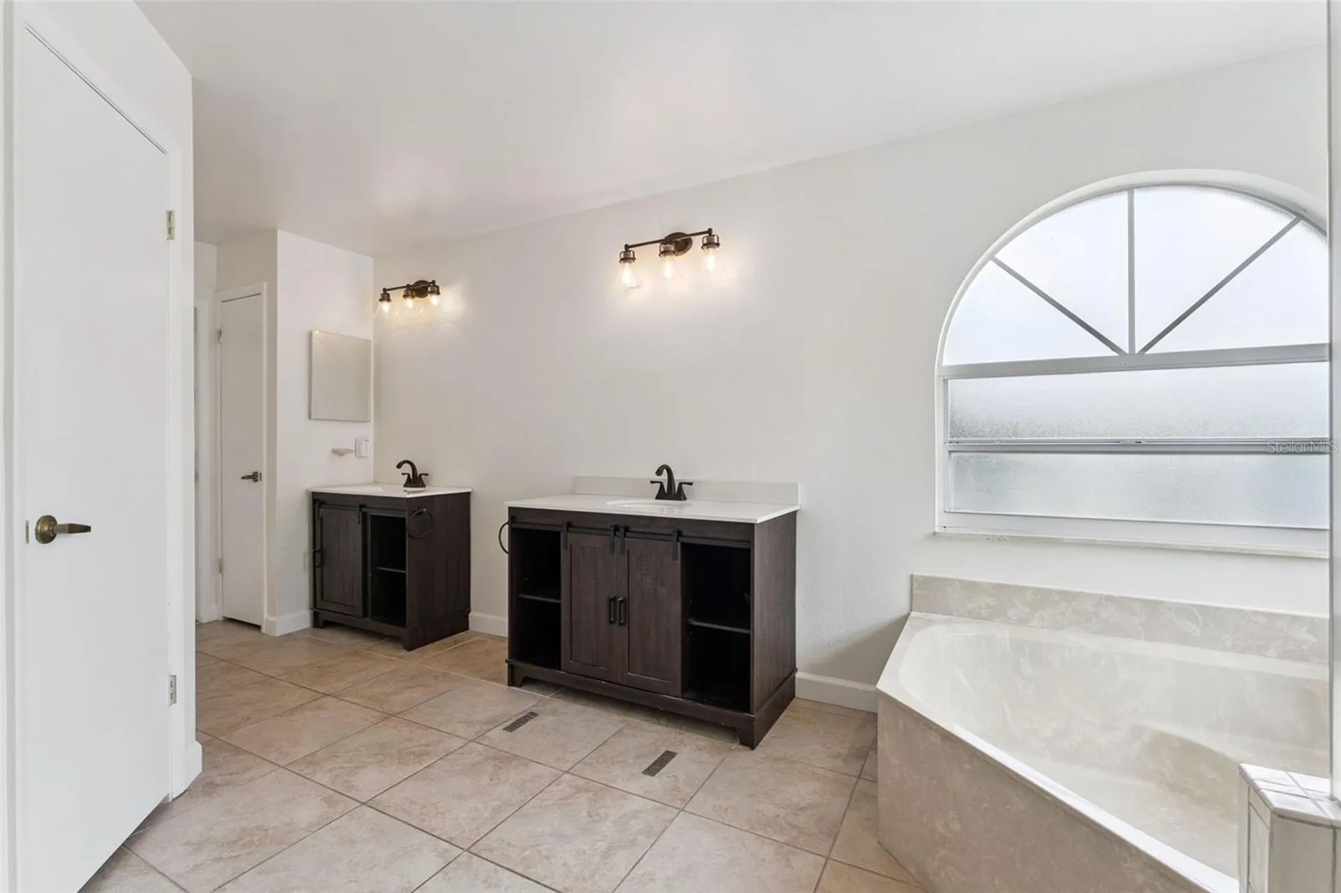 12879 Lower River Boulevard Orlando FL 32828