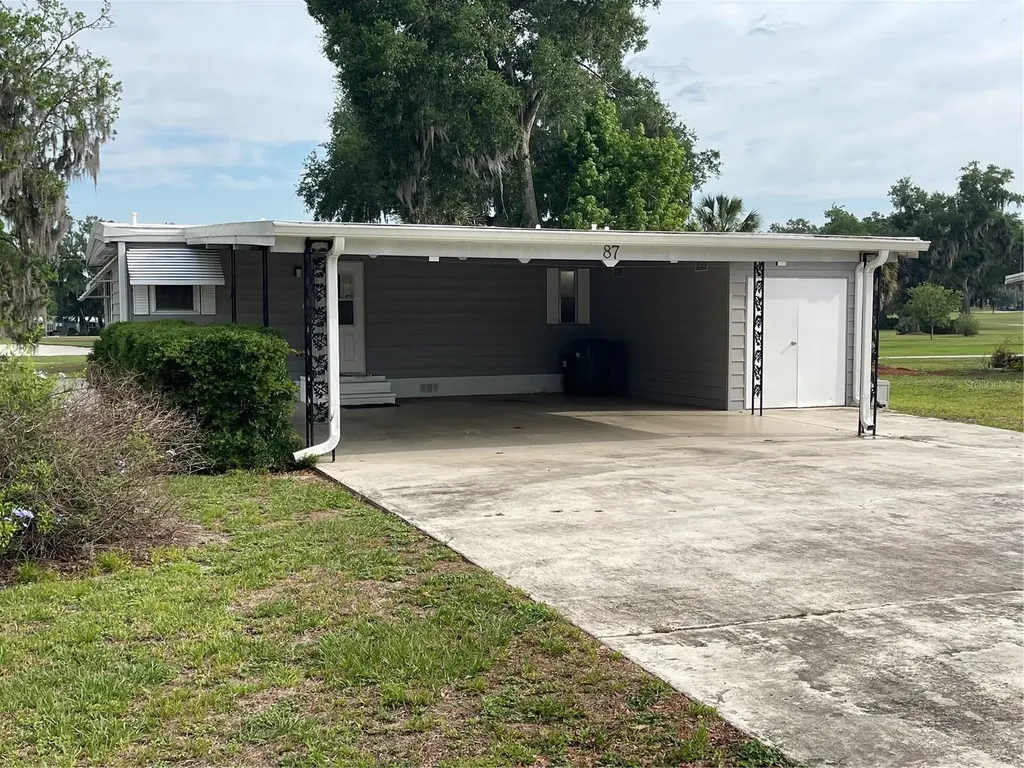 87 N Bobwhite Road Wildwood FL 34785