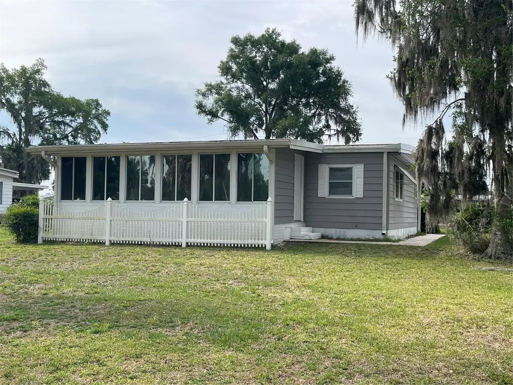 87 N Bobwhite Road Wildwood FL 34785