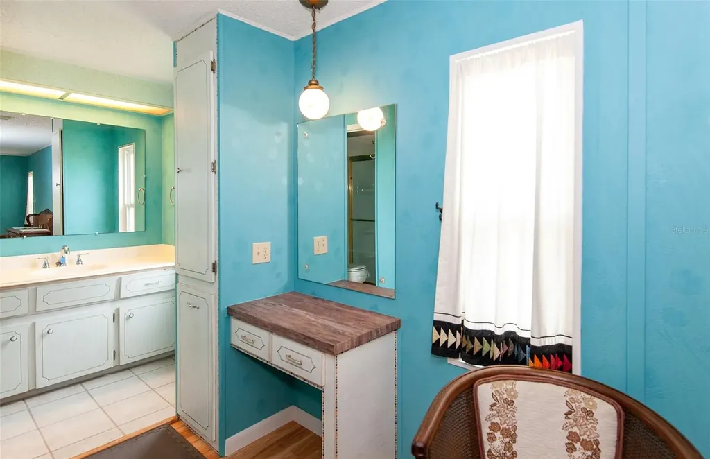 878 Jolanda Circle Venice FL 34285