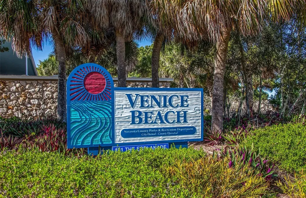 878 Jolanda Circle Venice FL 34285