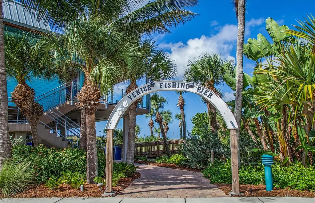 878 Jolanda Circle Venice FL 34285