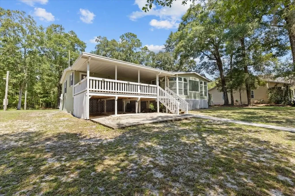 9859 NW 38th Terrace Branford FL 32008