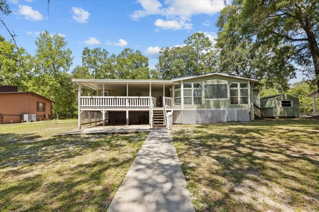 9859 NW 38th Terrace Branford FL 32008