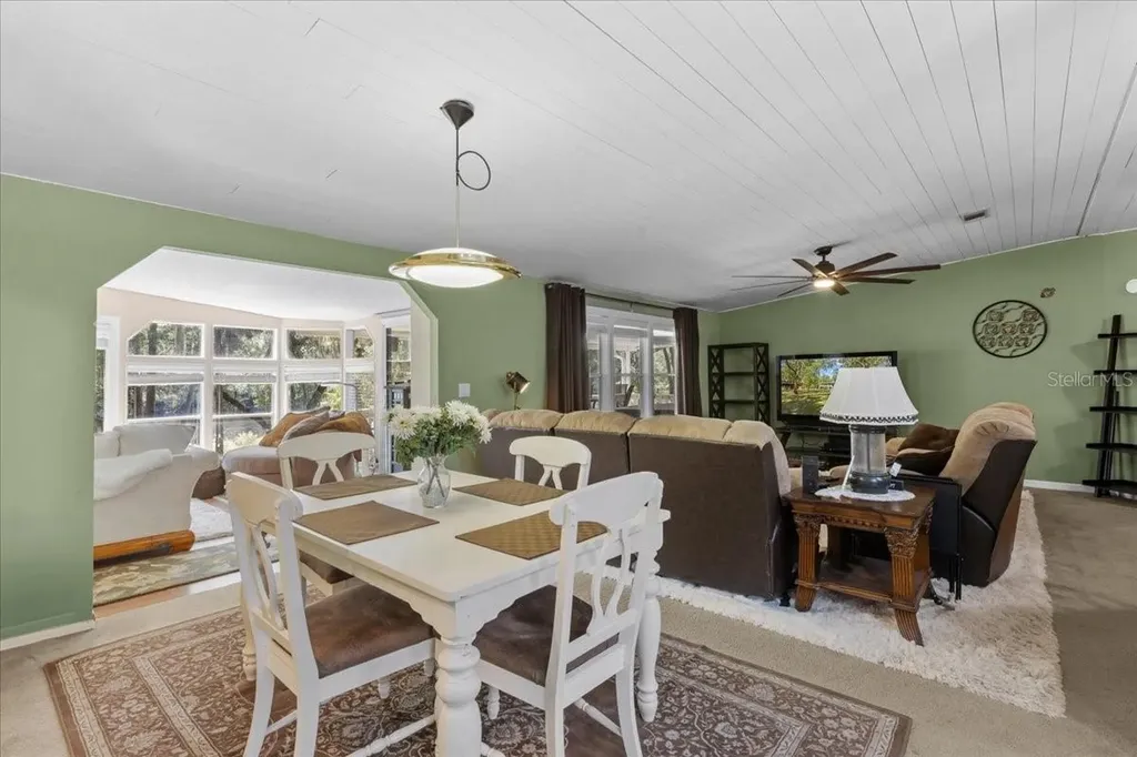 9859 NW 38th Terrace Branford FL 32008