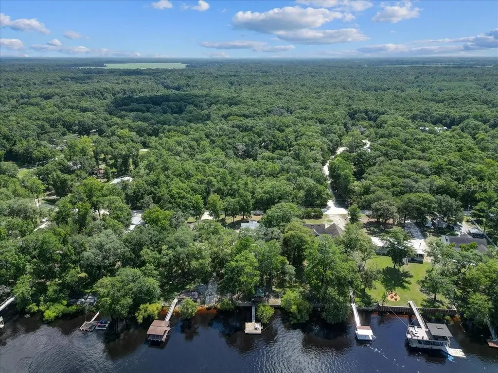 9859 NW 38th Terrace Branford FL 32008