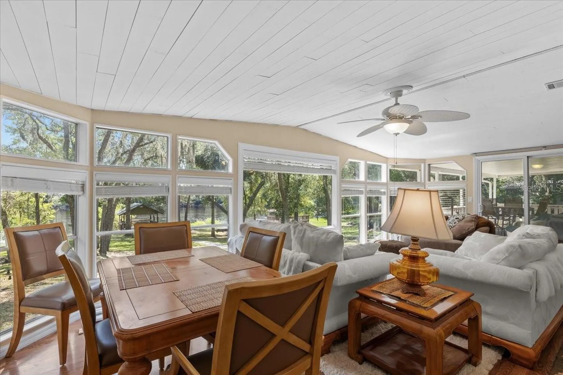 9859 NW 38th Terrace Branford FL 32008