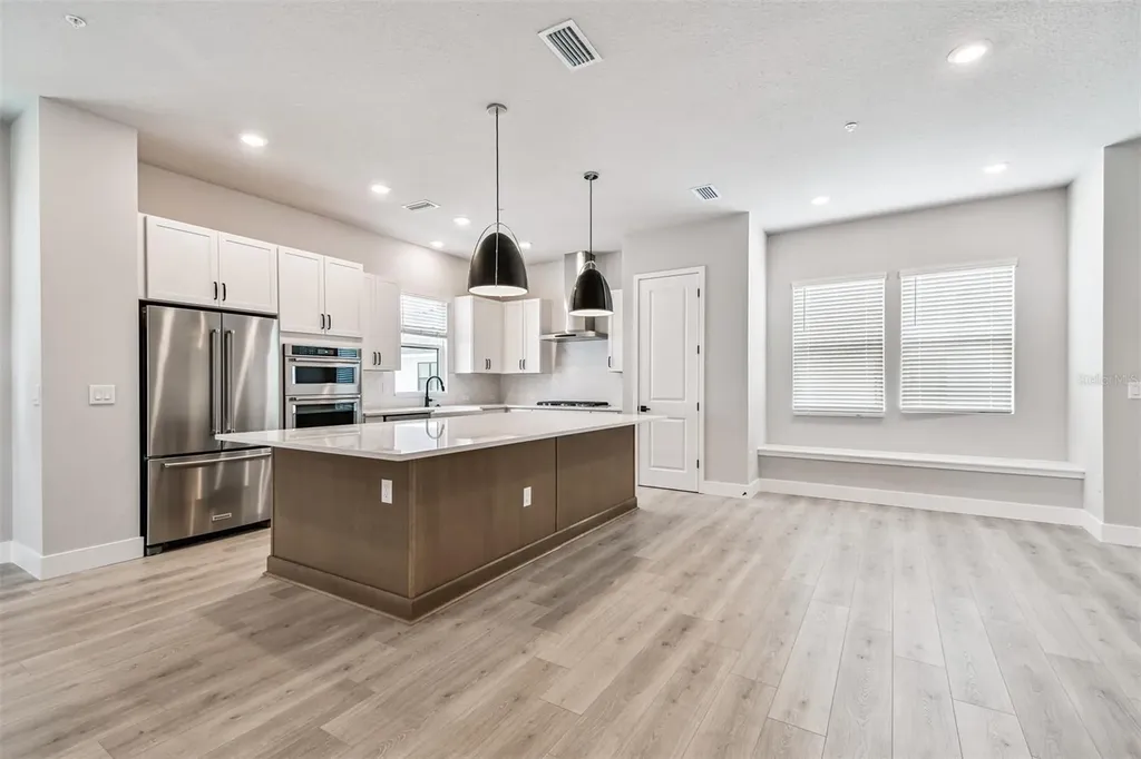 7212 Sutton Lane Sarasota FL 34240