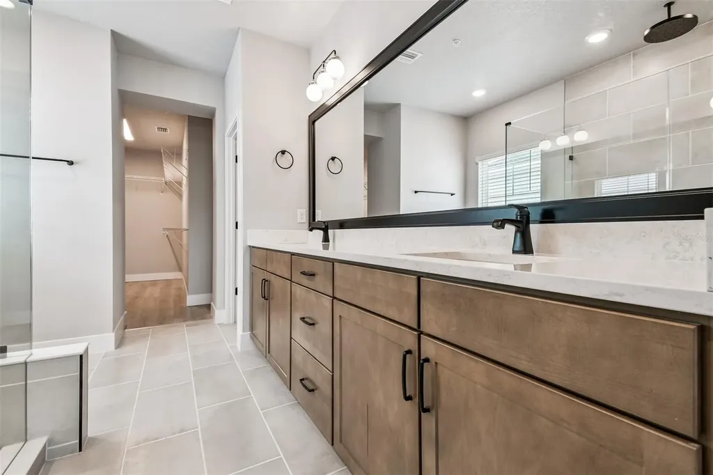 7212 Sutton Lane Sarasota FL 34240