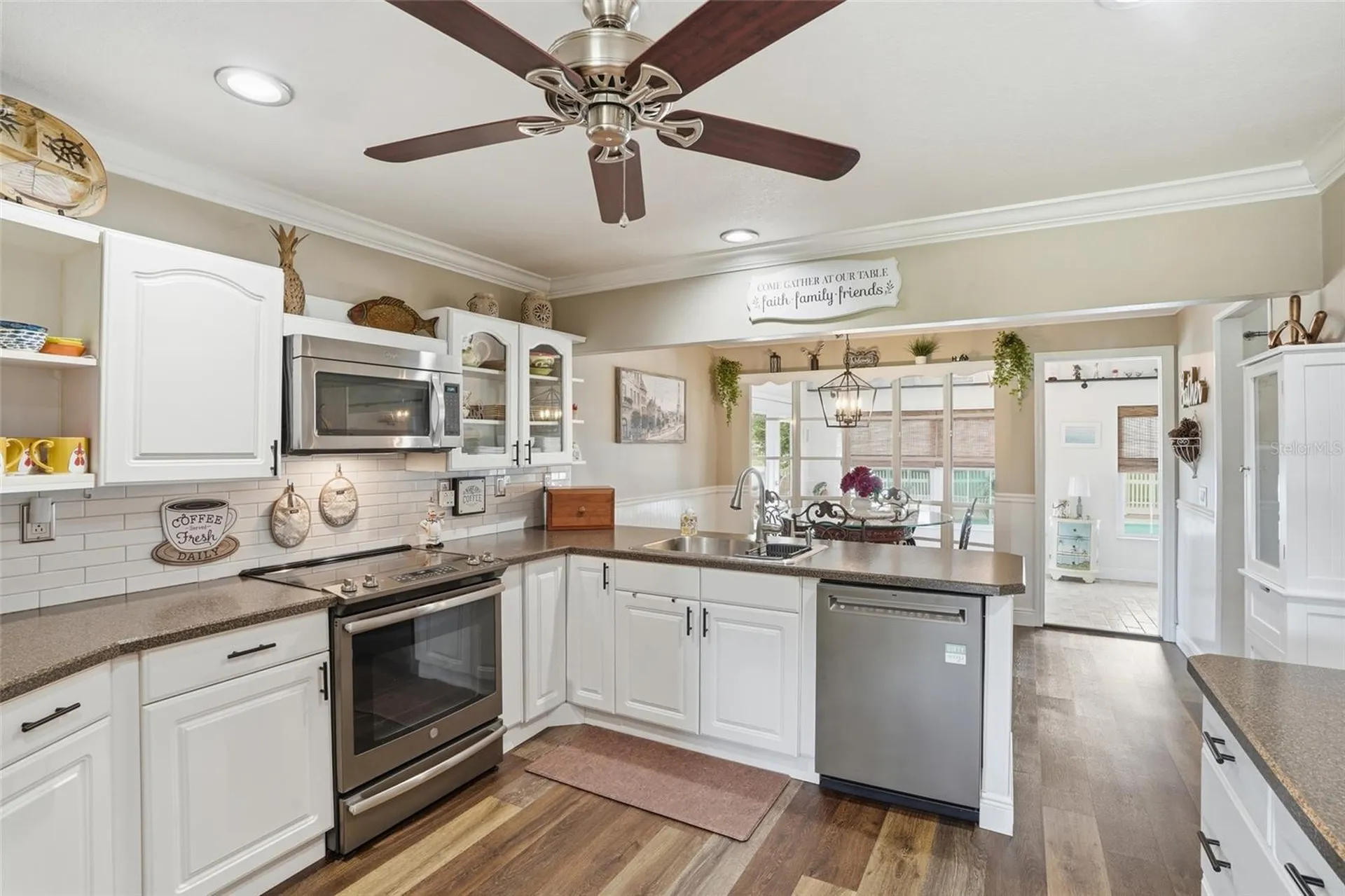 425 Corrientes Circle Punta Gorda FL 33983