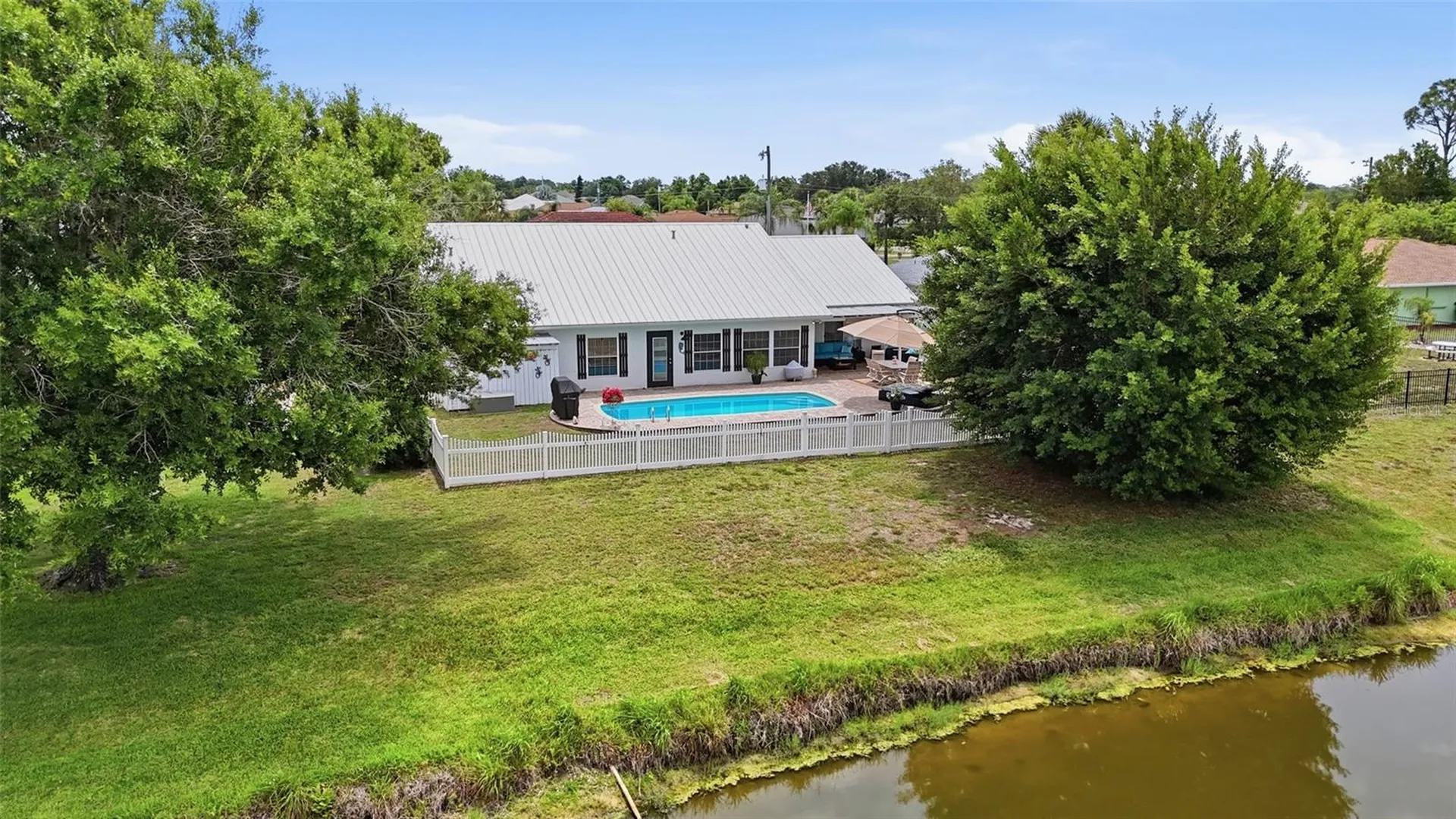425 Corrientes Circle Punta Gorda FL 33983