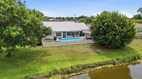 425 Corrientes Circle Punta Gorda FL 33983