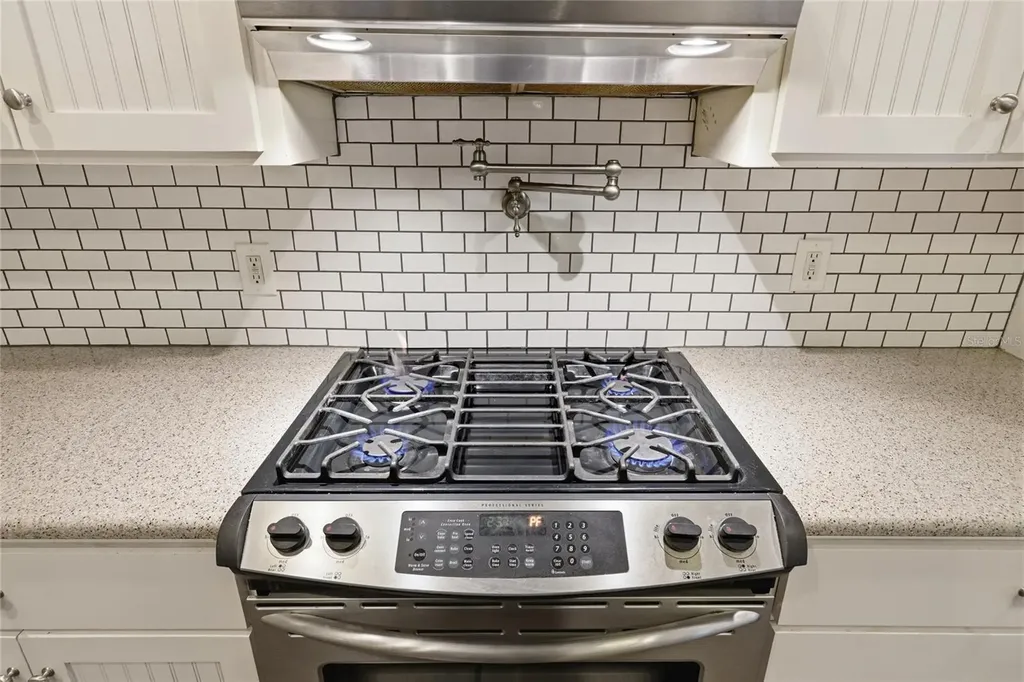 2504 SW 170th Street Newberry FL 32669