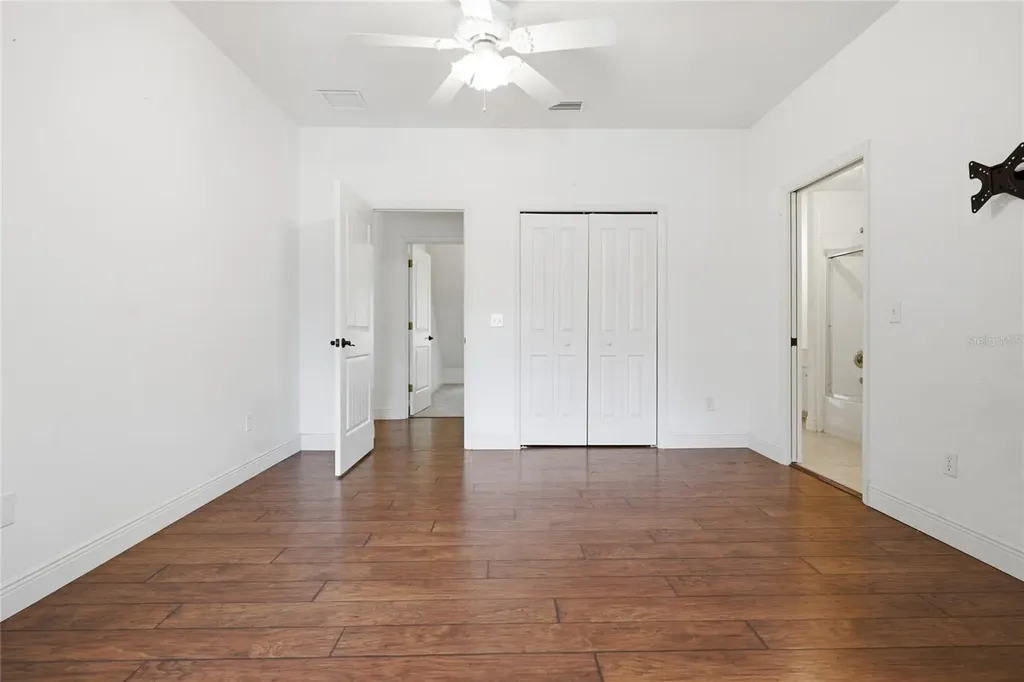 2504 SW 170th Street Newberry FL 32669