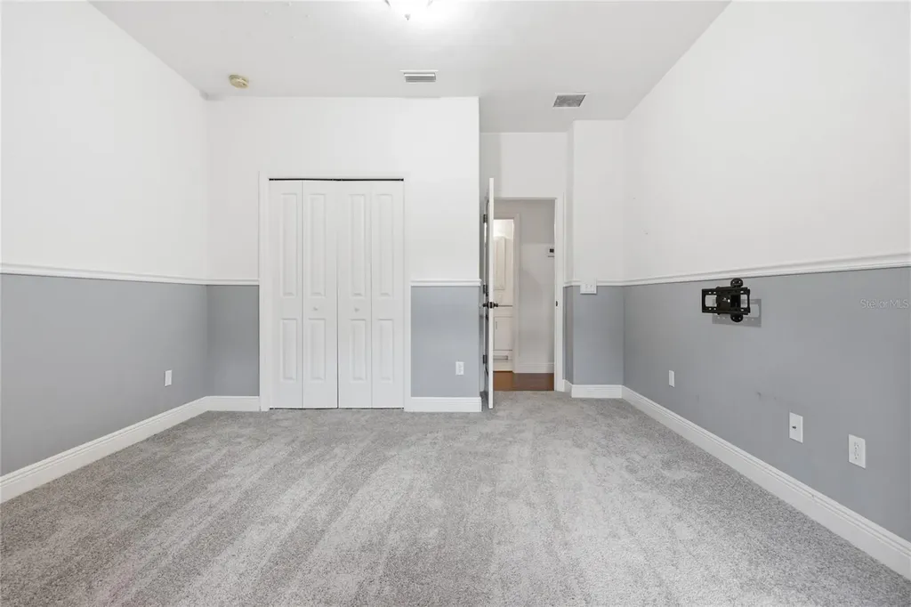 2504 SW 170th Street Newberry FL 32669