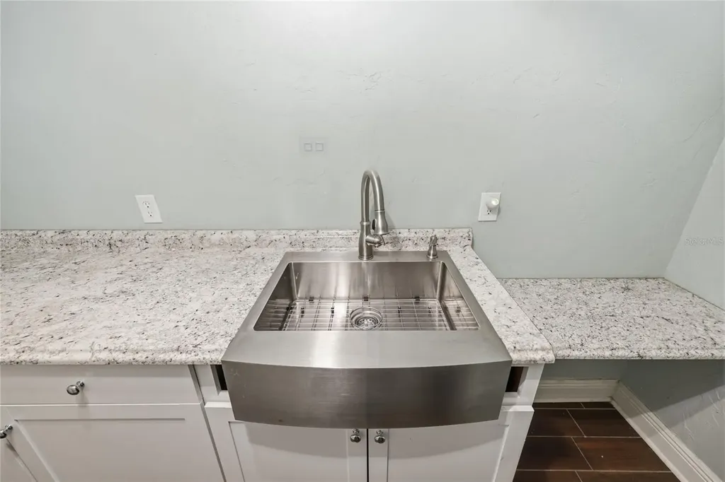2504 SW 170th Street Newberry FL 32669
