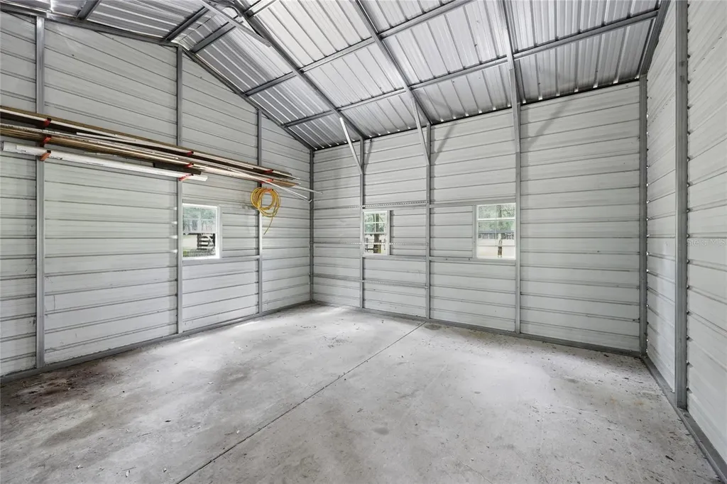 2504 SW 170th Street Newberry FL 32669