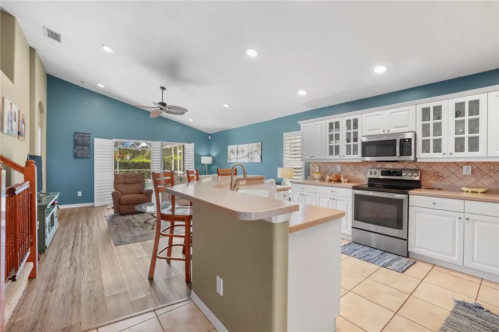 6215 Bobby Jones Court Palmetto FL 34221
