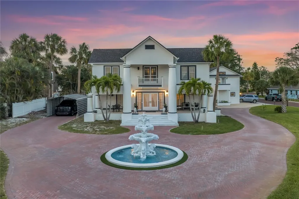208 N Spring Boulevard Tarpon Springs FL 34689
