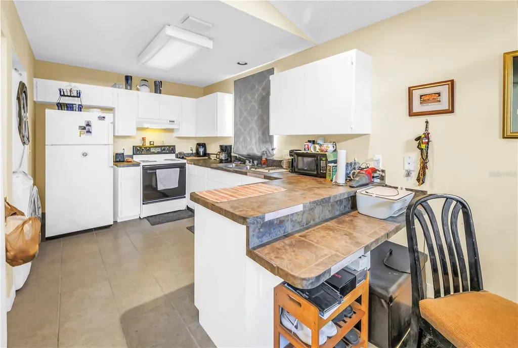 208 N Spring Boulevard Tarpon Springs FL 34689