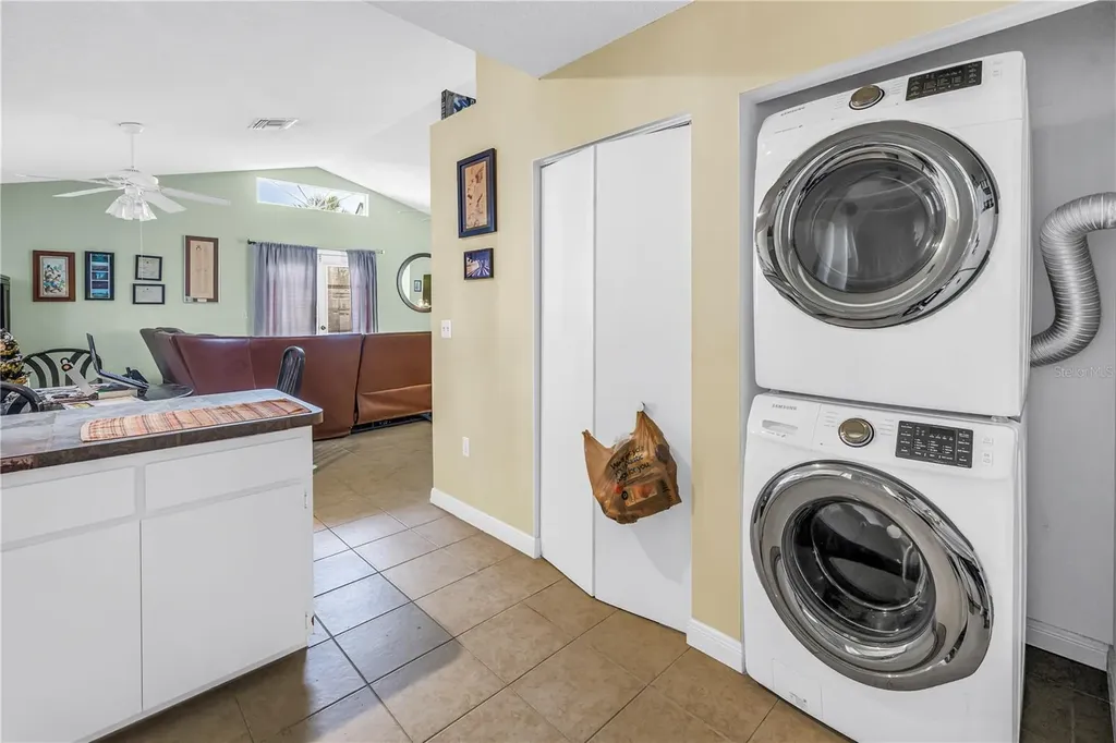 208 N Spring Boulevard Tarpon Springs FL 34689