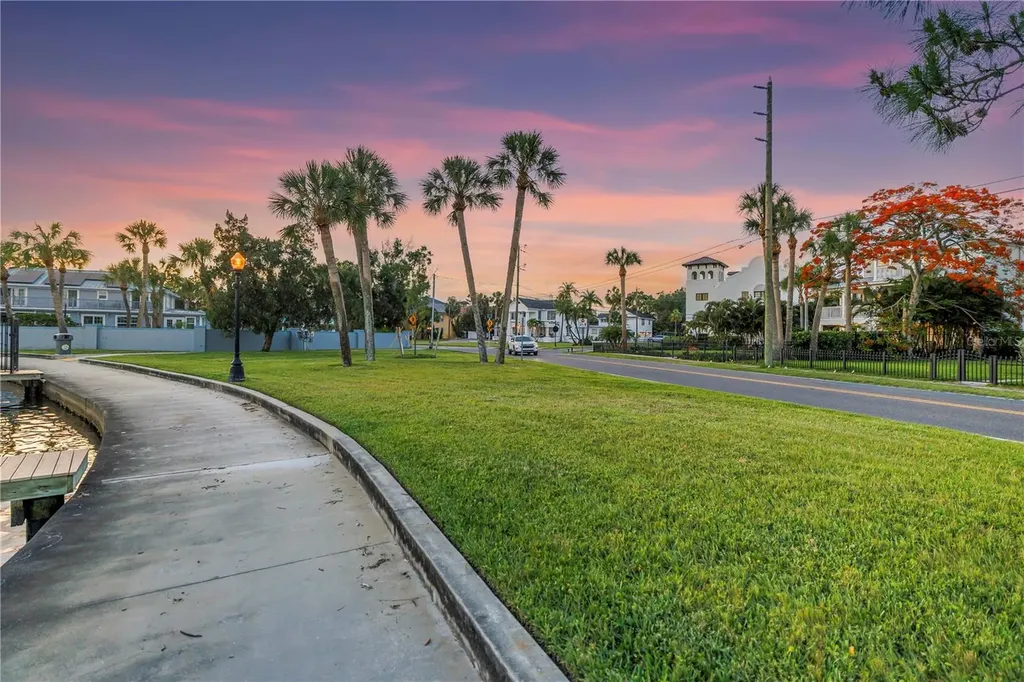 208 N Spring Boulevard Tarpon Springs FL 34689