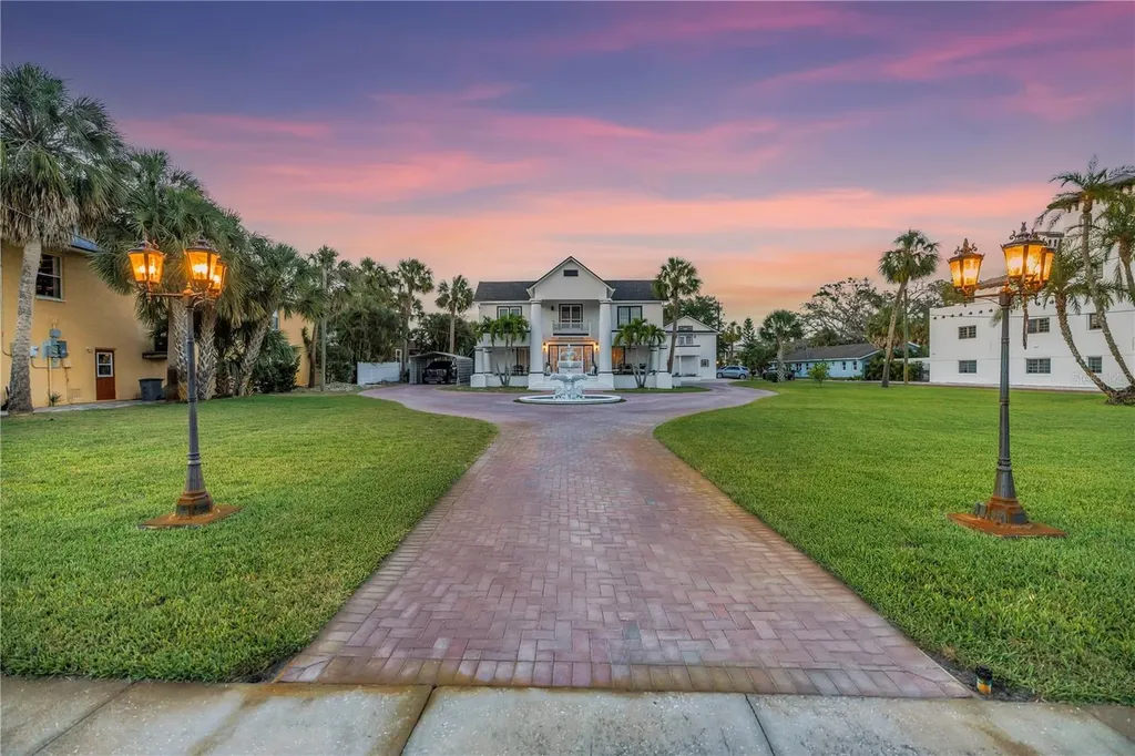 208 N Spring Boulevard Tarpon Springs FL 34689