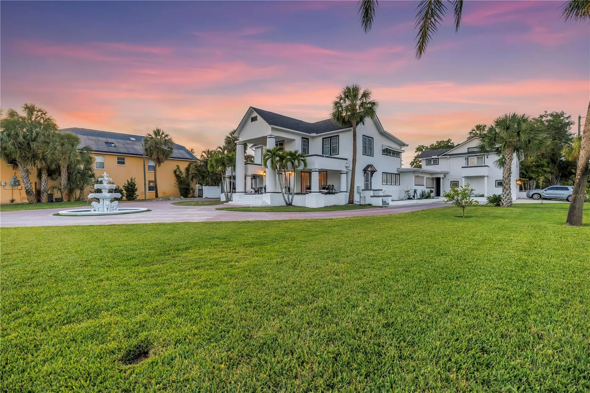 208 N Spring Boulevard Tarpon Springs FL 34689