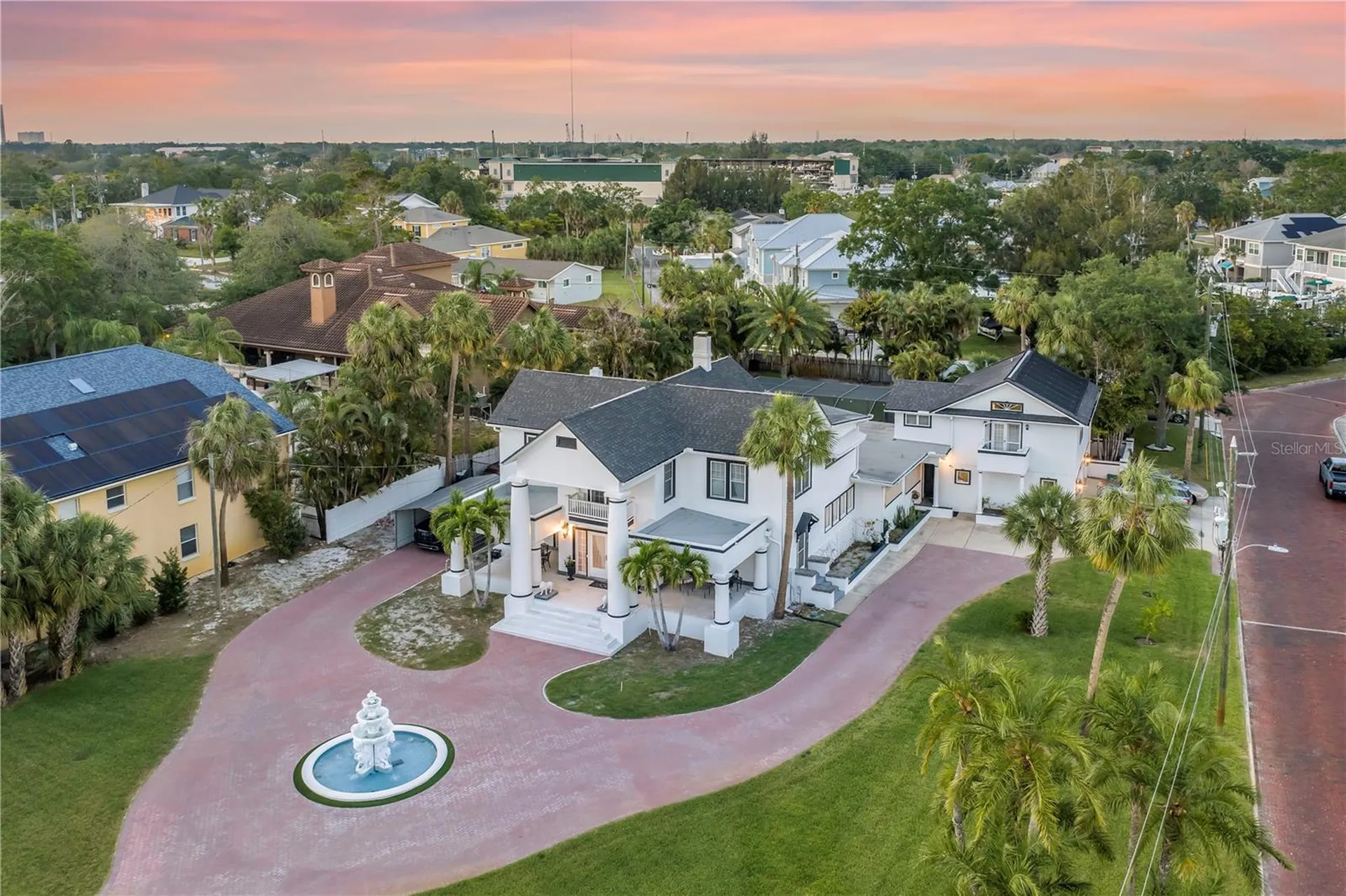208 N Spring Boulevard Tarpon Springs FL 34689