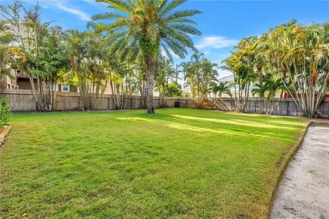 208 N Spring Boulevard Tarpon Springs FL 34689