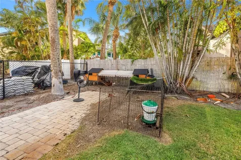 208 N Spring Boulevard Tarpon Springs FL 34689